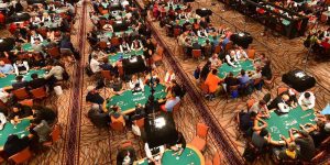 WSOP Crowd